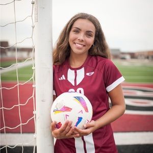 Meet your Posher, Ainsley